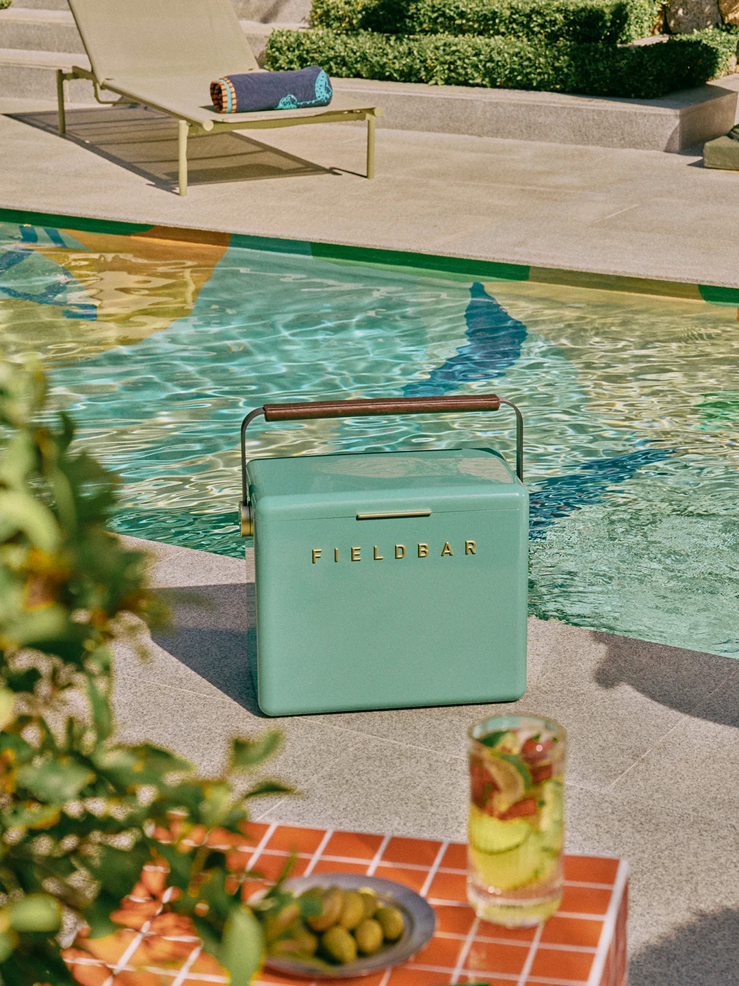 Parisian Green Gin Trunk | 24L Hardcase Cooler Box - The Fieldbar Co.