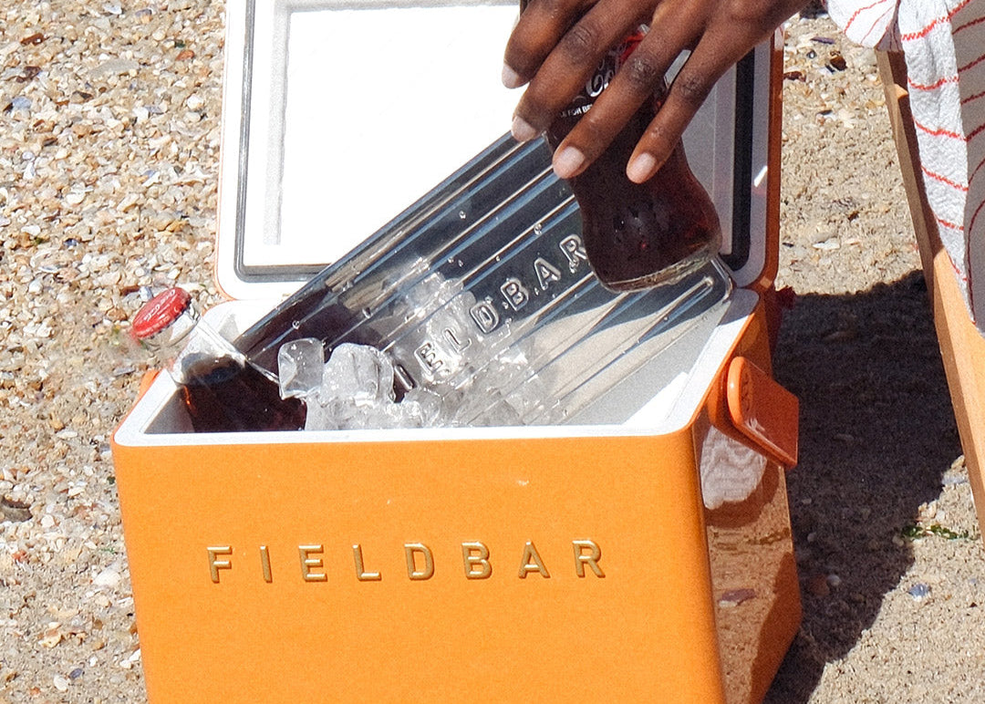 Fieldbar with ice and refreshments